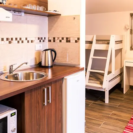 酒店 Cider&squash, Grncarska 8, Prnjavor